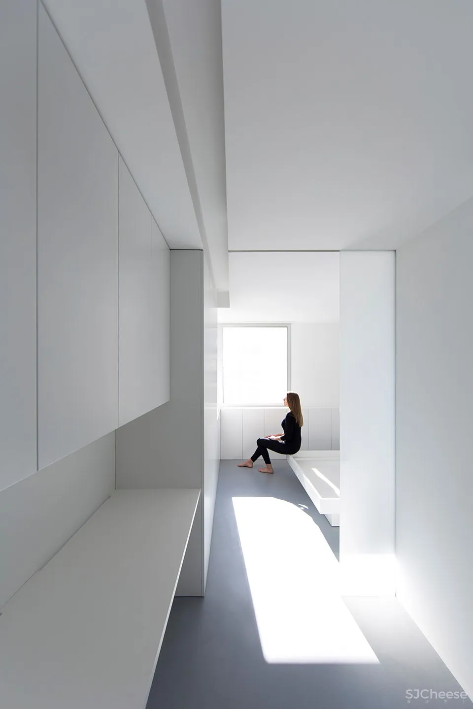 新作 | Fran Silvestre Arquitectos:巴伦西亚 第四空间公寓