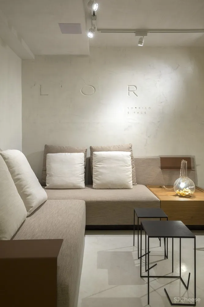 首发 | 1:1 arquitetura金属面阐释奢侈概念：Clínica L’OR医疗机构