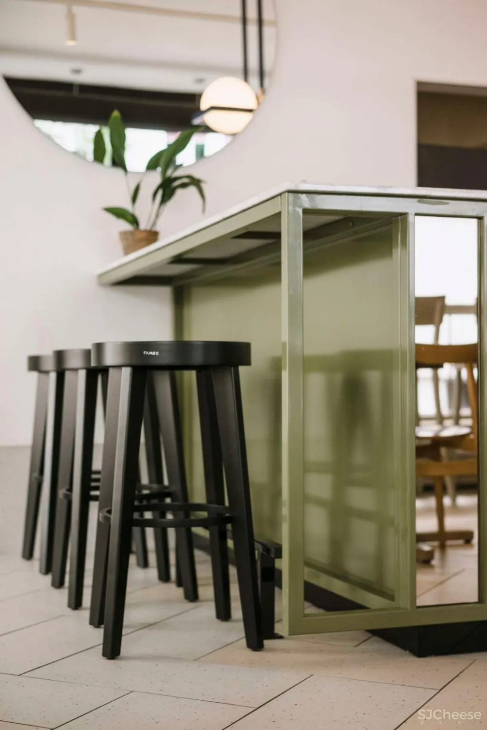 首发 | Wiercinski Studio 现代主义文化复兴新艺术风格:波兰 Yezyce Kuchnia餐厅