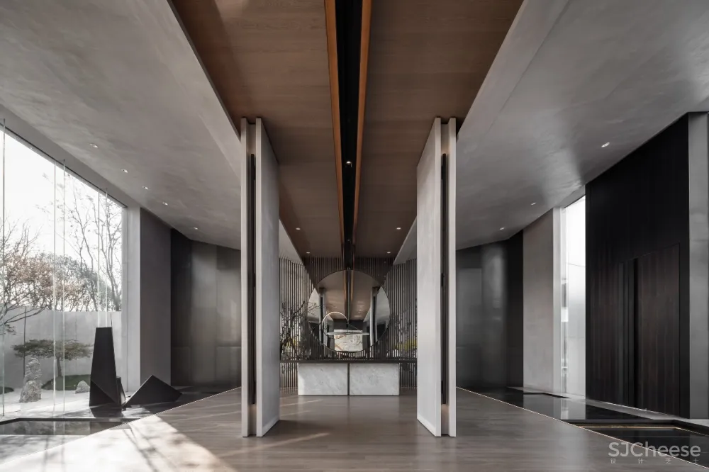 唐忠汉新作 | 售楼中心如何用片墙、线条、光线打造非凡质感