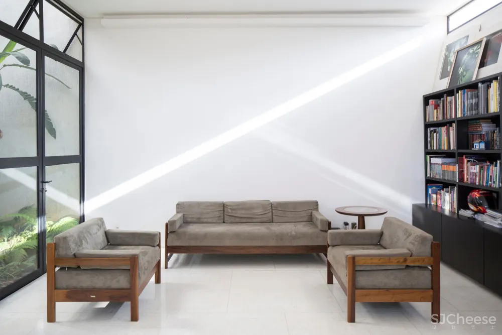 LAB606 | 巴西 XXX House