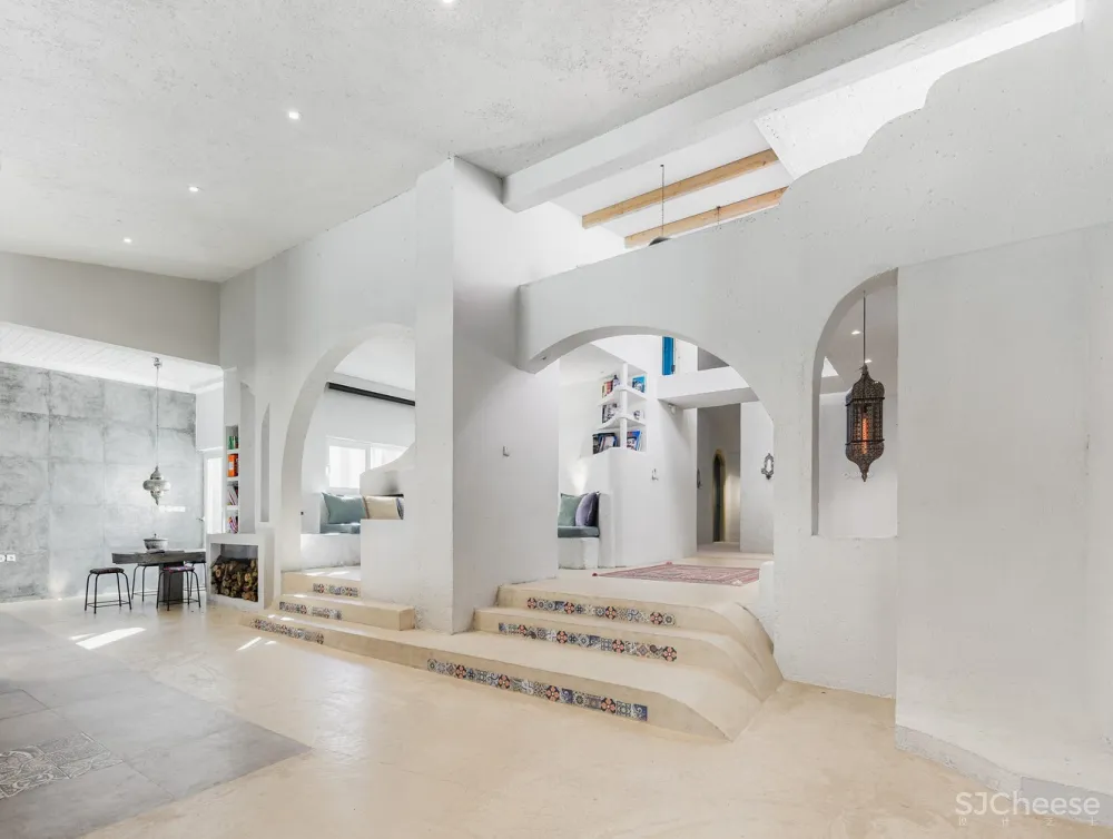 Babak Abnar:伊朗极简别墅改造