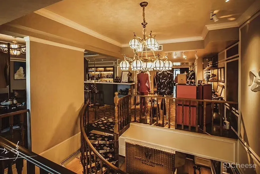 温绫服装定制馆