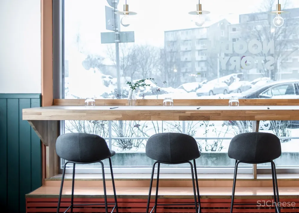 Noodle Story面馆,赫尔辛基 / Yatofu Creatives