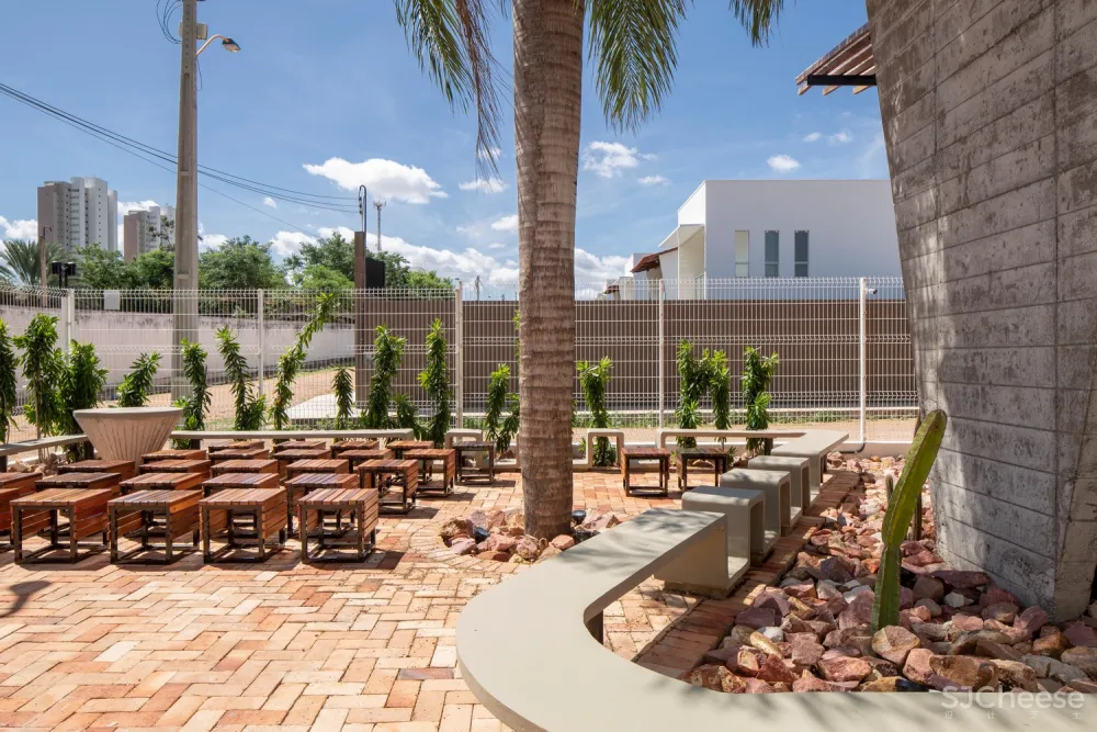 Lins Arquitetos Associados工作室/ Lins Arquitetos Associados