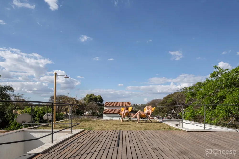 LAB606 | 巴西 XXX House