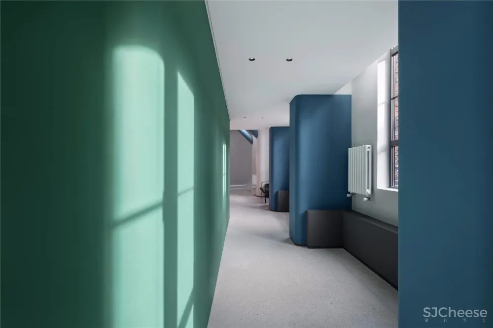 得德设计 | 天津311摄影工作室:以光感知,空间掠“影”