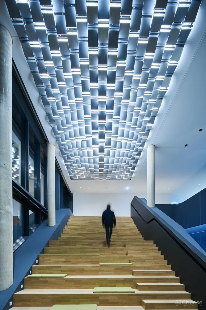 最新 | Graft Architects:Trilux 灯具集团办公总部