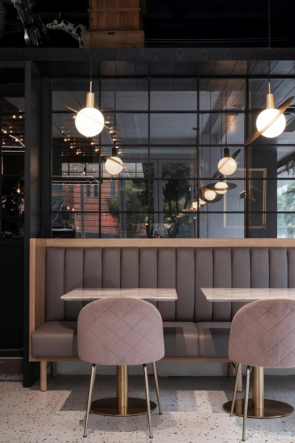 翠贝卡河西旗舰店,南京 / 南京市線状建筑设计研究室