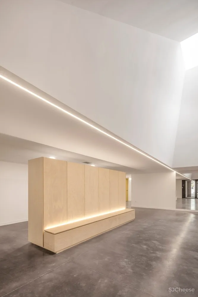 Elancourt Music School / Opus 5 architectes