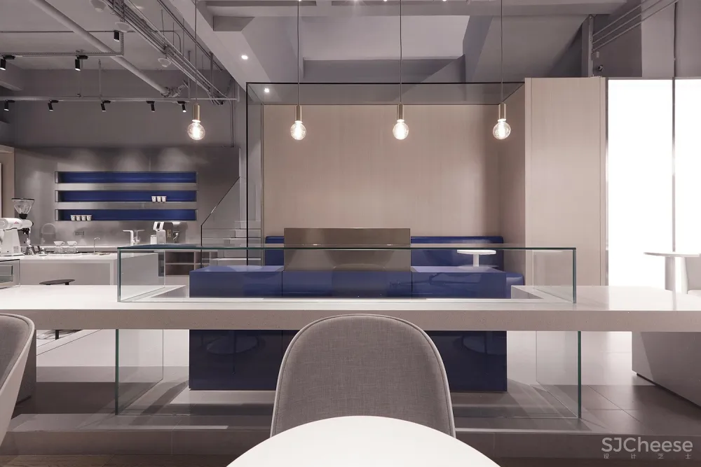 ROUND STUDIO / 渝恩概念室内设计