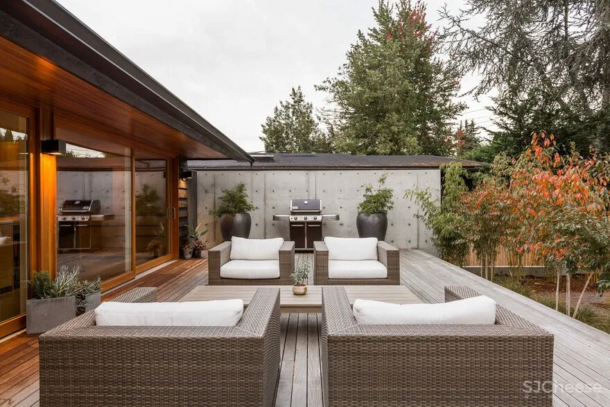 The Remodel of a 1959 Ranch-Style House in Madison Park