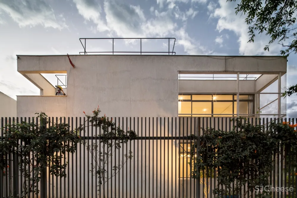 LAB606 | 巴西 XXX House