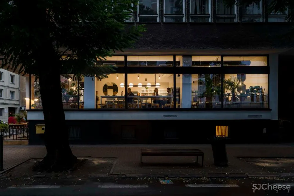 首发 | Wiercinski Studio 现代主义文化复兴新艺术风格:波兰 Yezyce Kuchnia餐厅