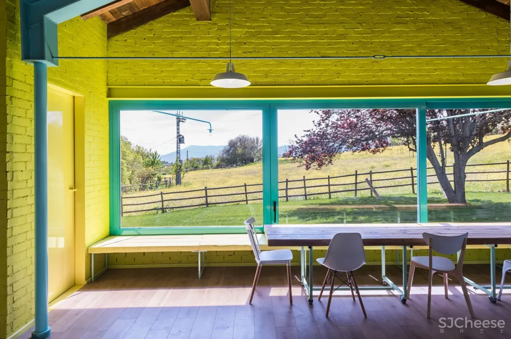 新旧住宅,西班牙 / Enrique Espinosa + Lys Villalba