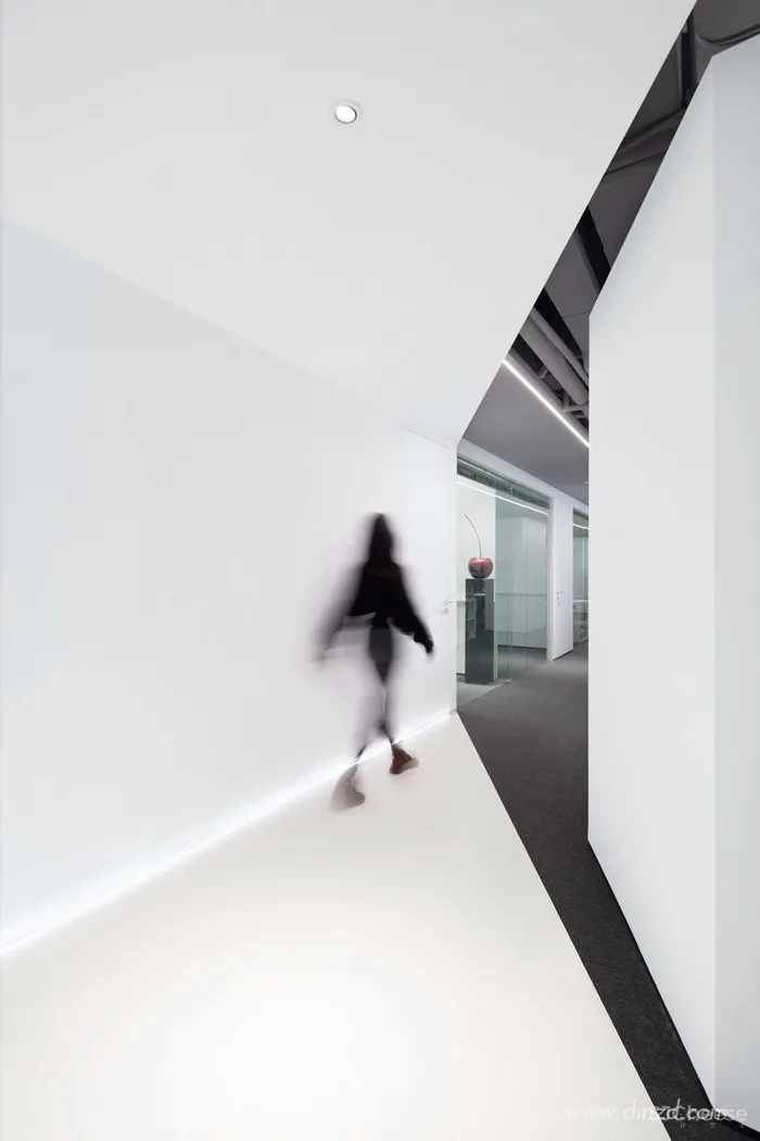 一纪轮回 | 共生的旧邻新巢