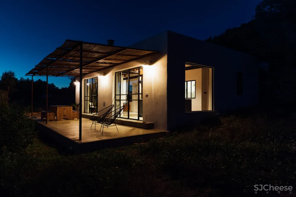 The Nieuw + ibiza interiors | 旧仓库改装梦想之家