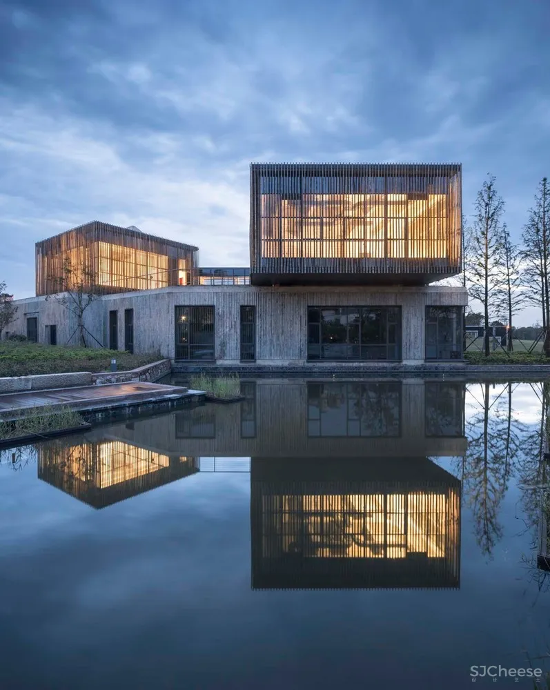 靖江市民俗艺术馆 / 荣朝晖工作室