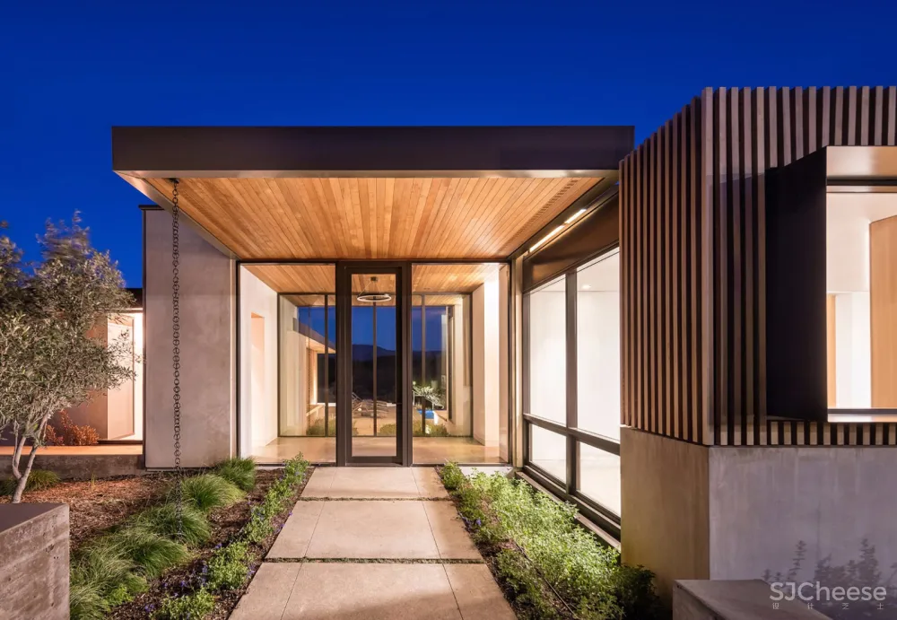 John Maniscalco | 提升光与空间的自然品质