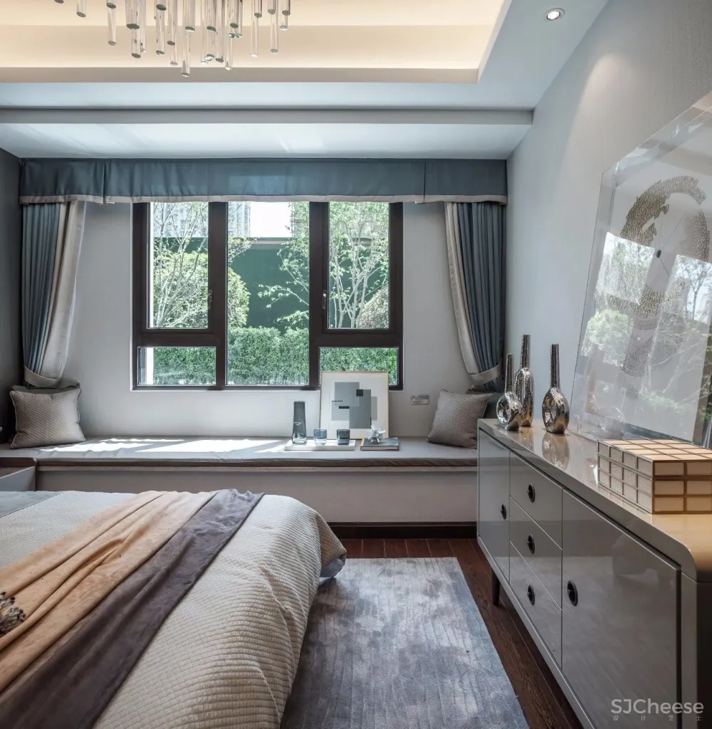 大器空间 丨海上明月