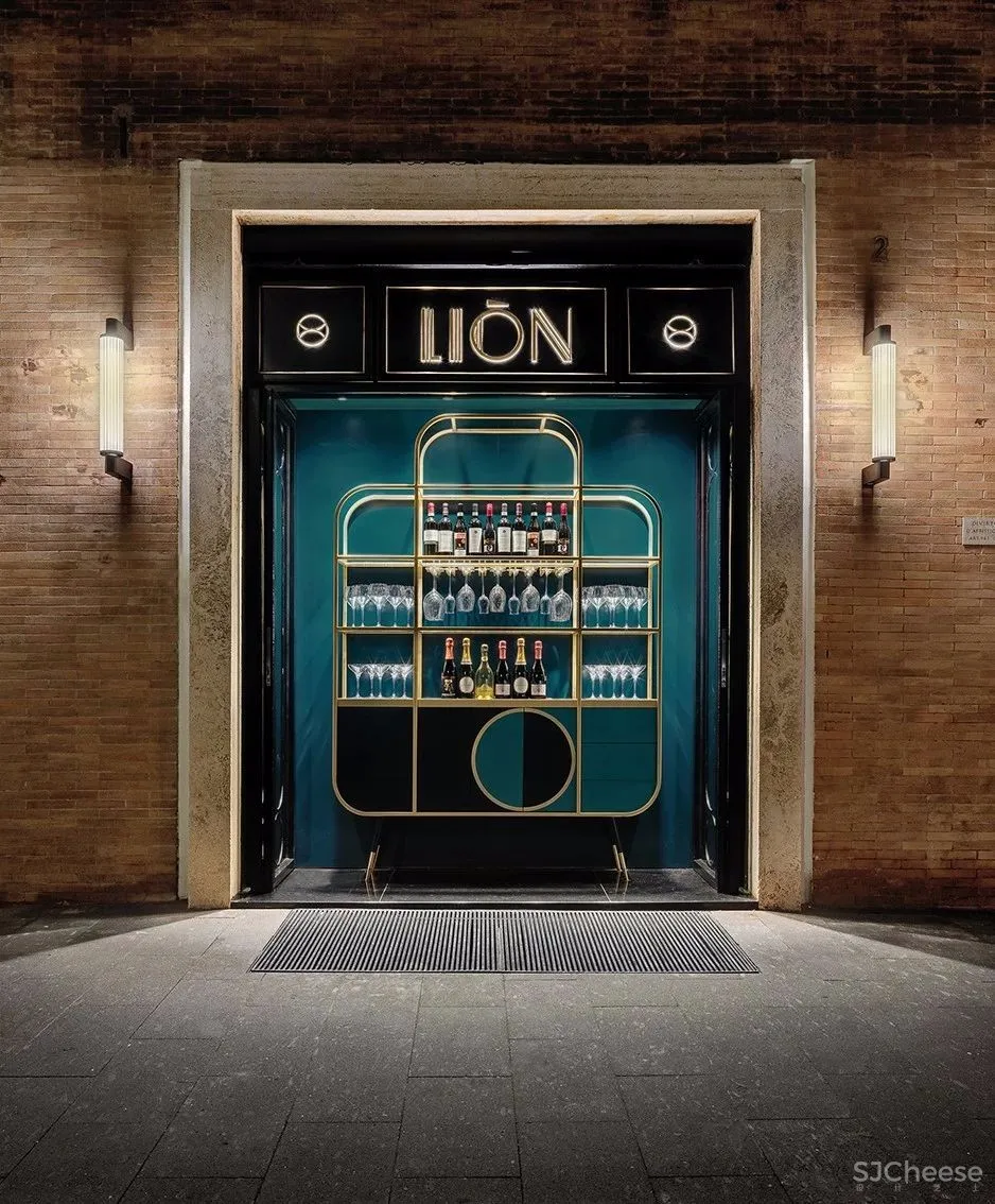 Daniela Colli | 将过去与未来融为一体