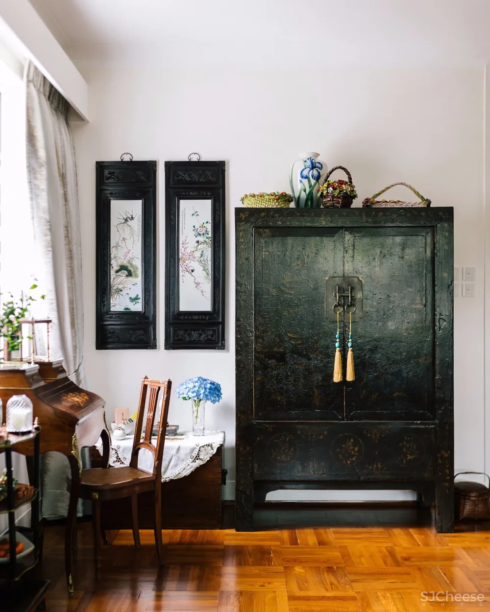 新作 | 950m² 香港加多利山贵族老宅 :真正的奢侈,为生活所用