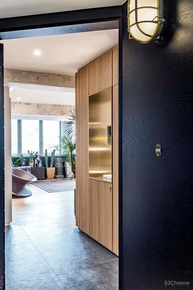 香港鲗鱼涌住宅 / 林子設計