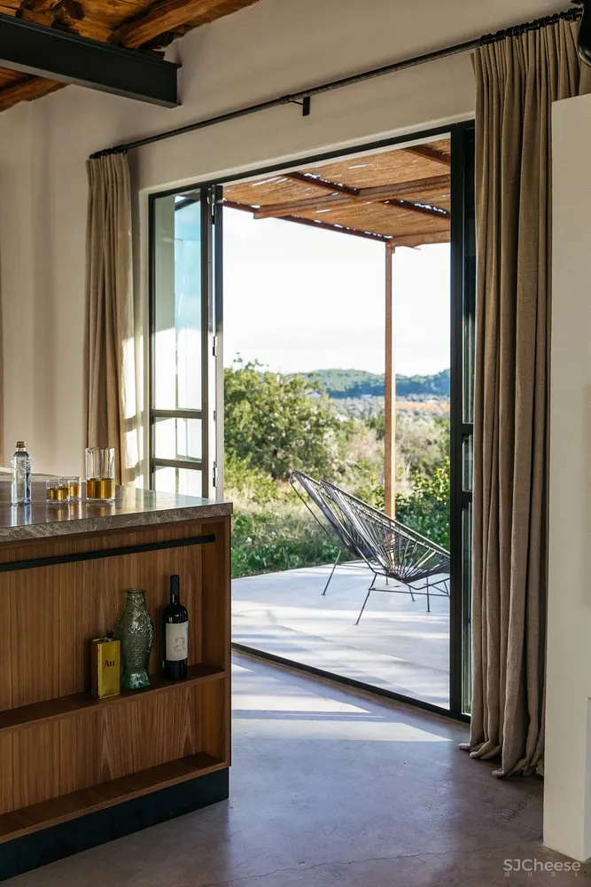 The Nieuw + ibiza interiors | 旧仓库改装梦想之家