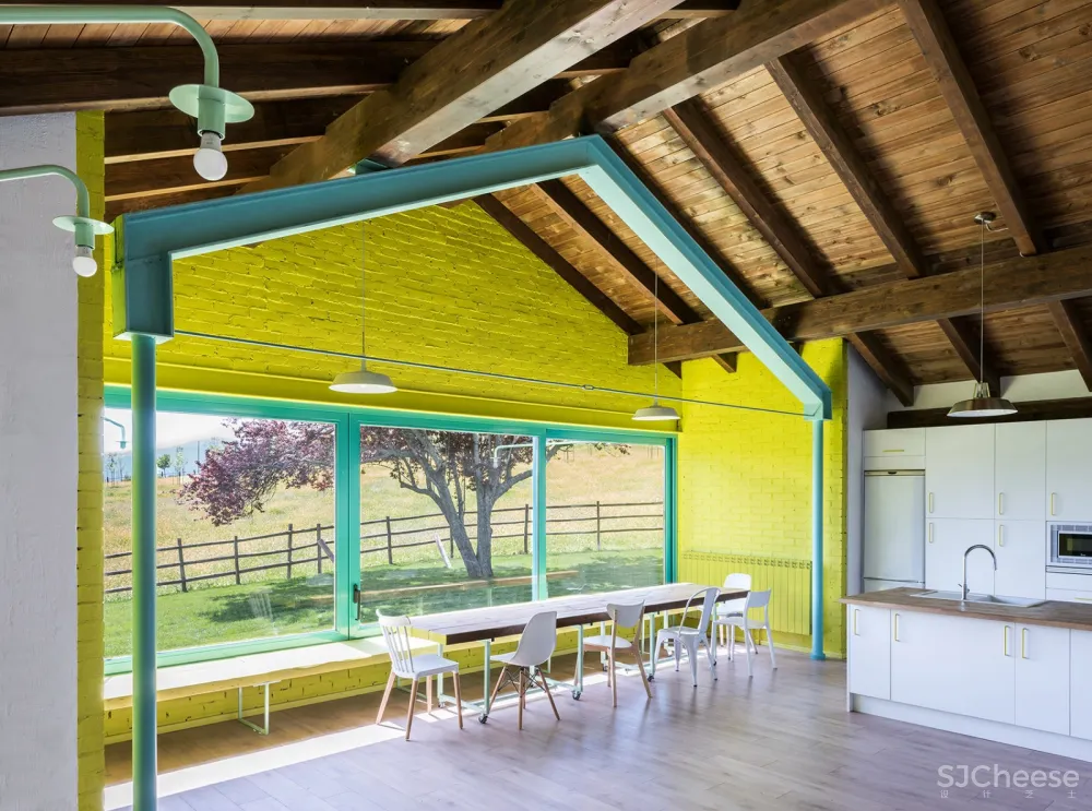 新旧住宅,西班牙 / Enrique Espinosa + Lys Villalba