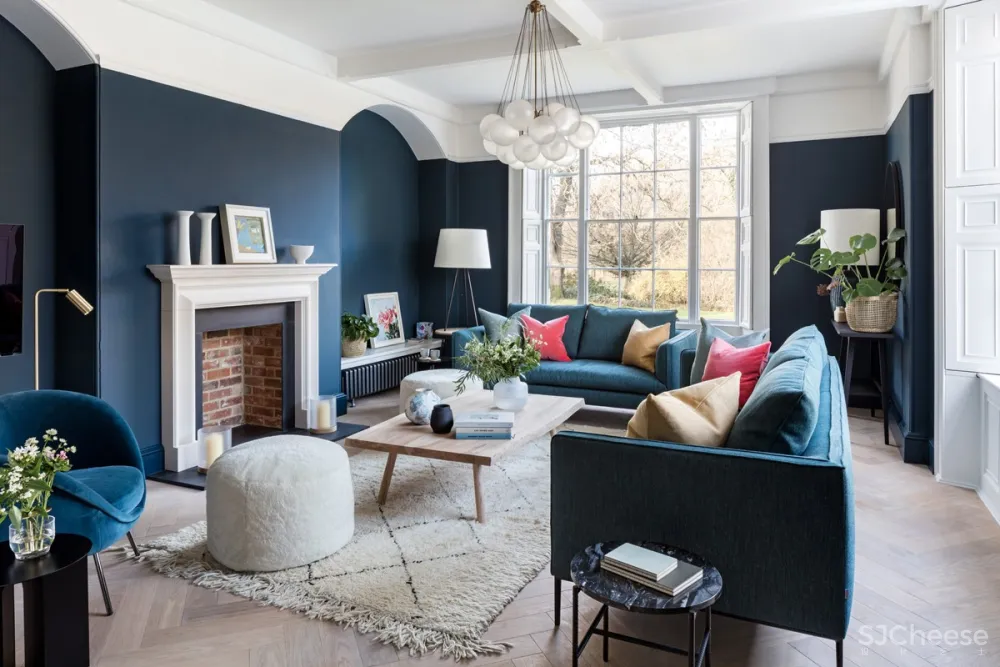 Louise Holt新作 | 永恒的简约美学