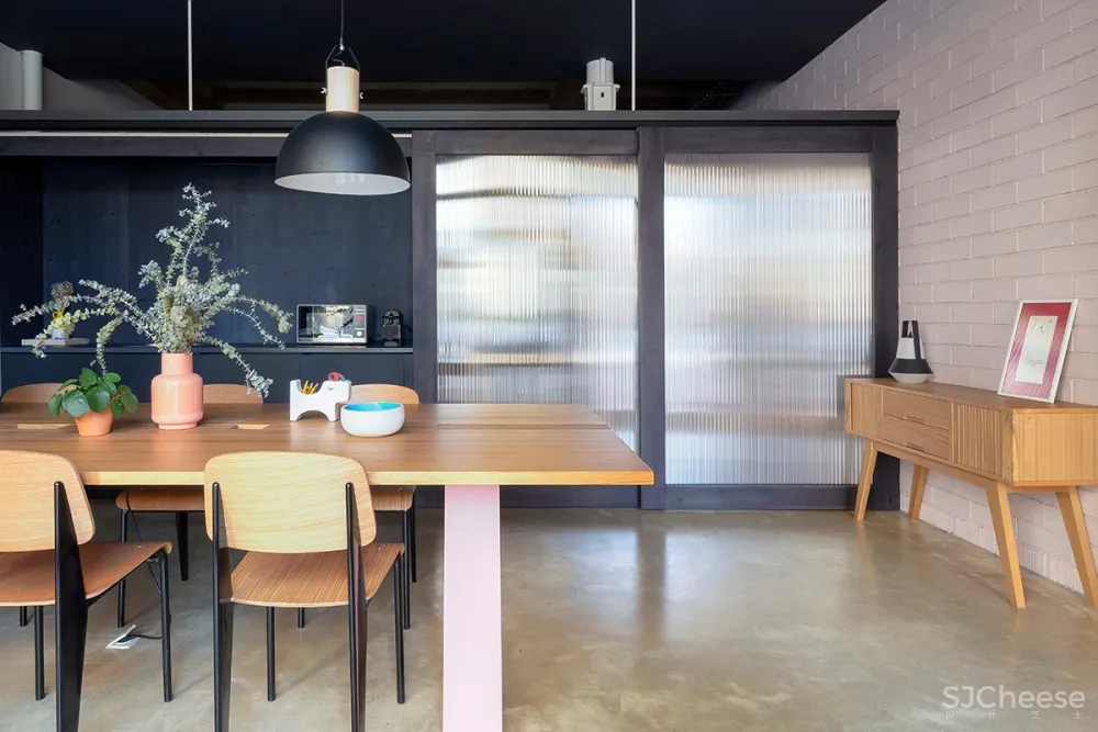 The Room / Nook architects