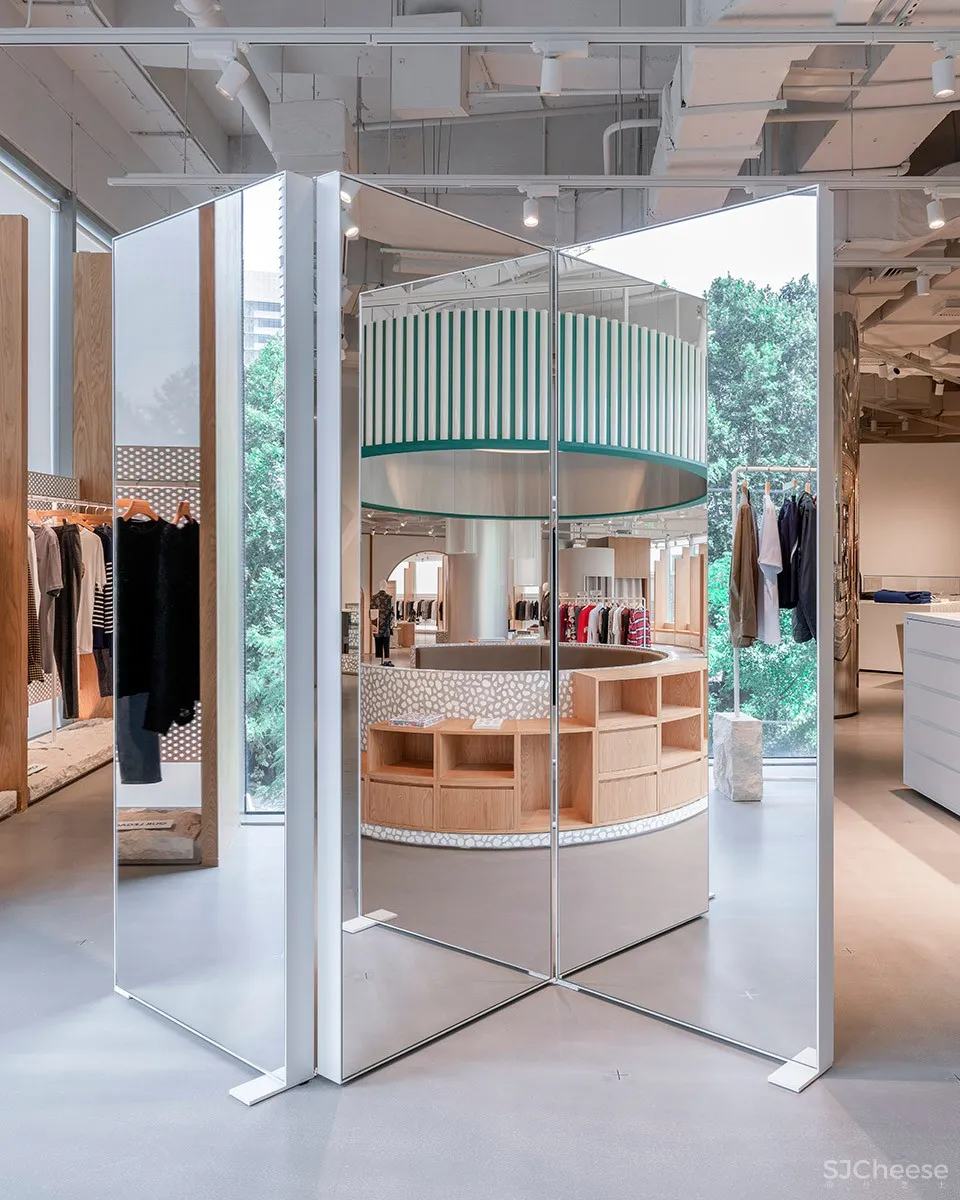 新作 | Kokaistudios:上海 Assemble by Réel概念零售店