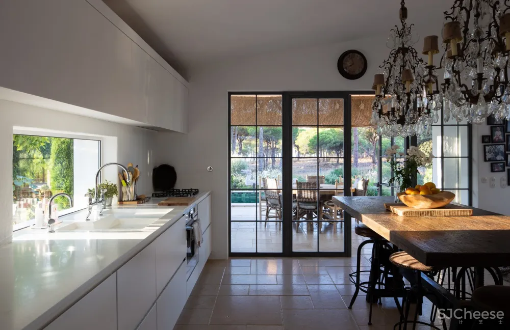 CORE Architects:葡萄牙住宅 Villa AH