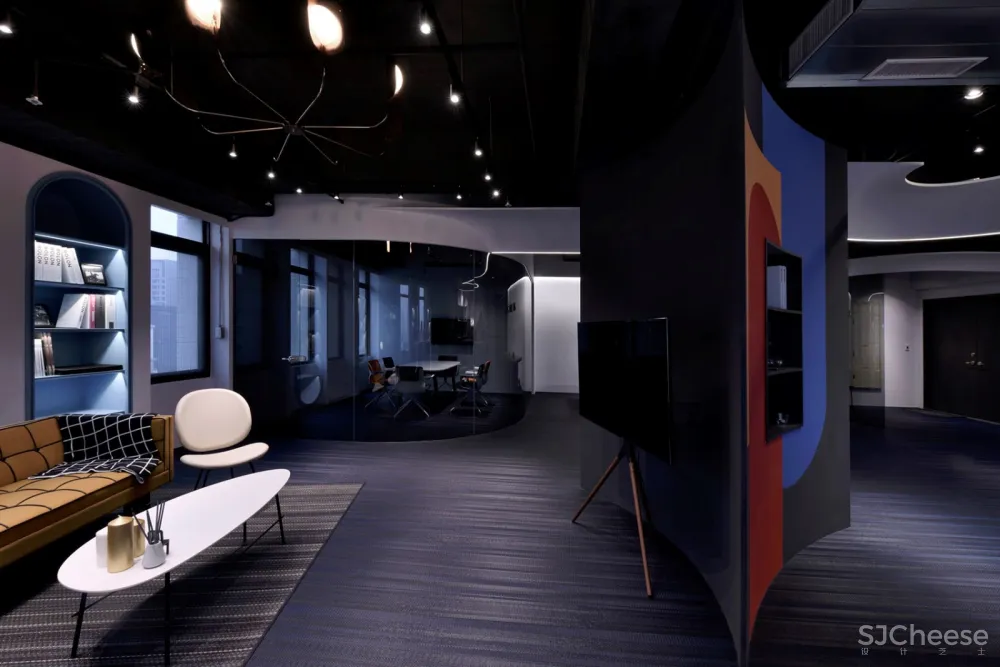 波龙艺术台中办公室,台湾 / 十时建筑团队