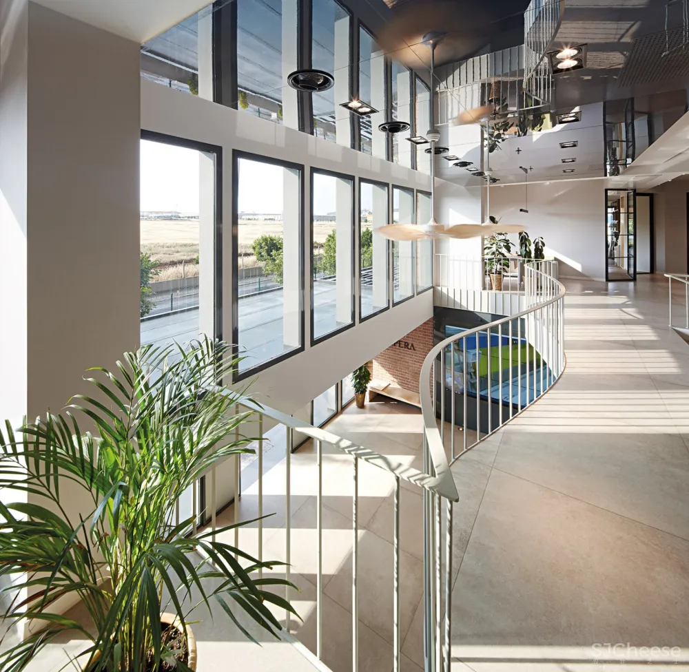 Empera公司总部大楼，土耳其 / Yerce Architecture + ZAAS