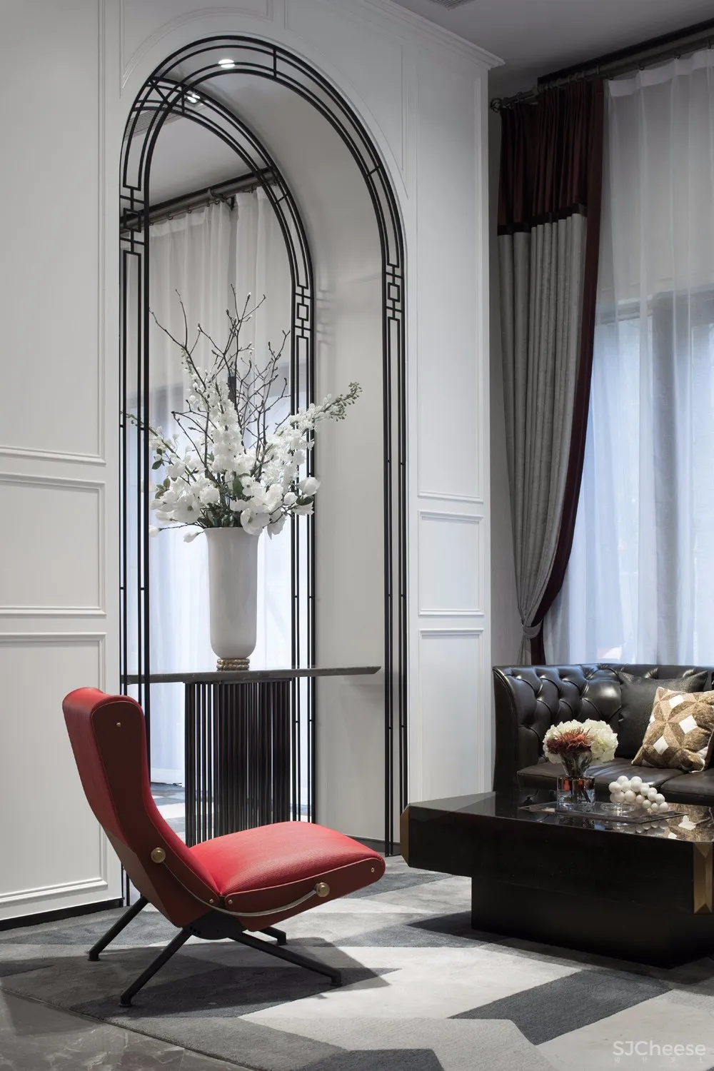 以“下午茶”为氛围主题丨营造出古典英伦风与现代摩登感交织共映的售楼空间