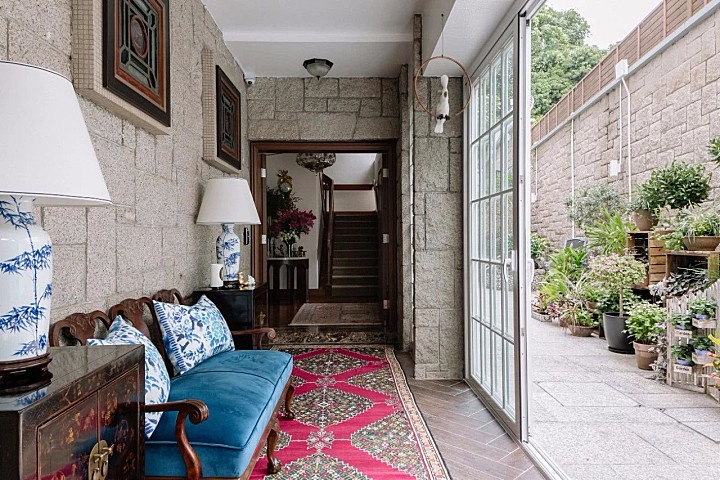 新作 | 950m² 香港加多利山贵族老宅 :真正的奢侈,为生活所用