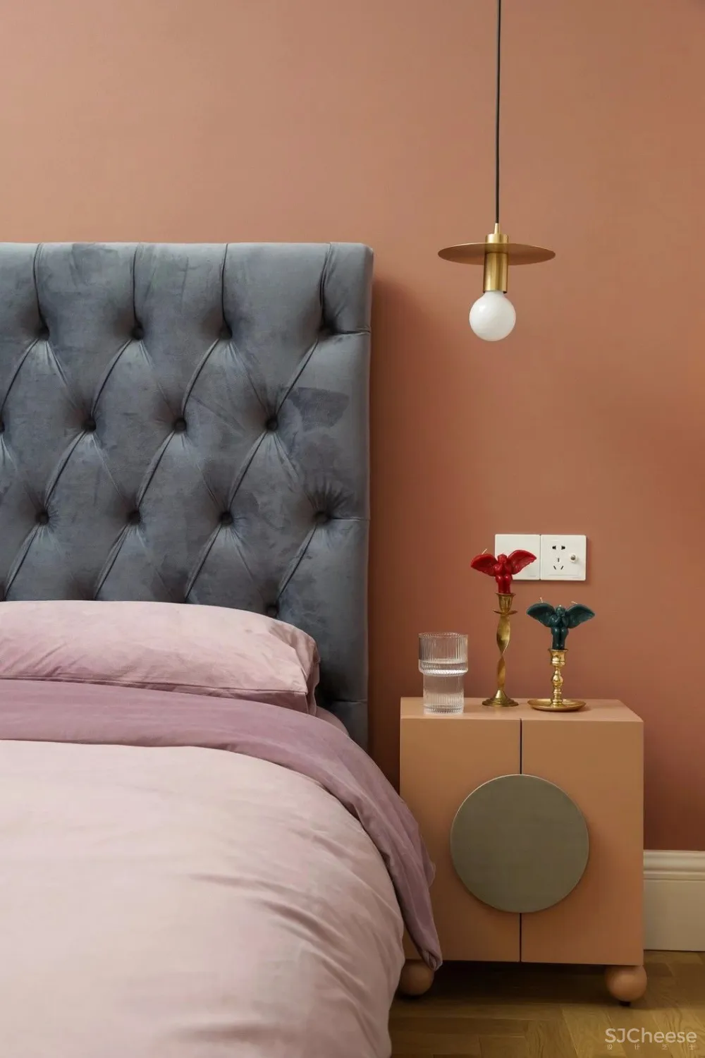 310㎡ 顶层洋房丨在这里养花、聚餐,美极了