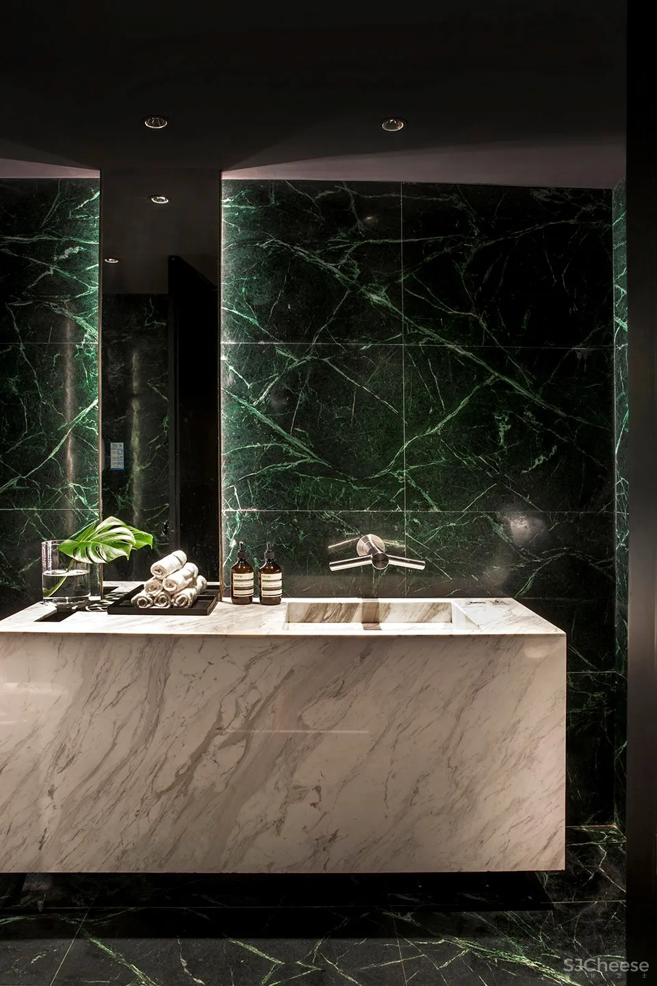 TUESDAY AOYAMA复合店,西安 / 马达思班