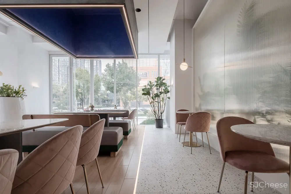 翠贝卡河西旗舰店,南京 / 南京市線状建筑设计研究室