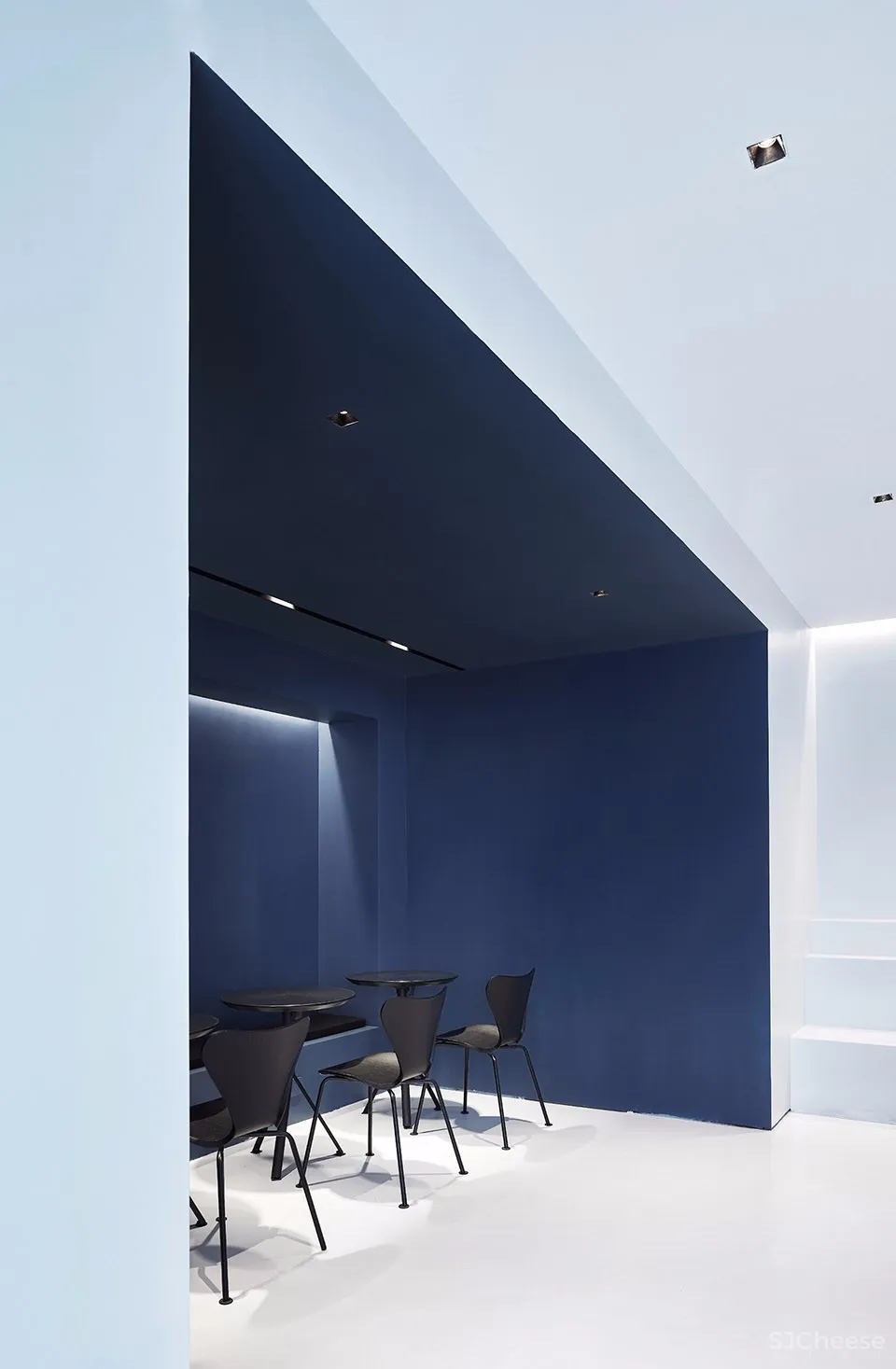 新作 | 大成设计：一半深蓝，一半浅灰 – ULUCKY甜品店