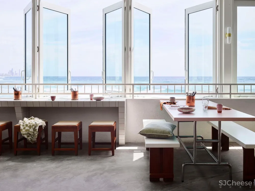 首发 | 澳大利亚黄金海岸上悠闲怀旧的Burleigh餐厅