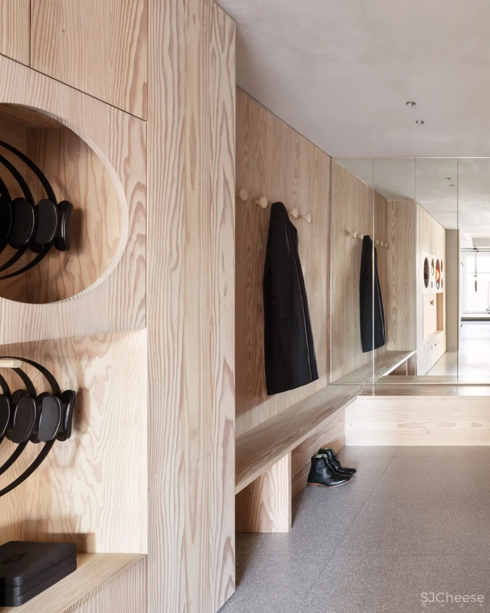 首发(新补充) | Wolter Navarro:融合墨西哥和挪威风格的普拉提工作室