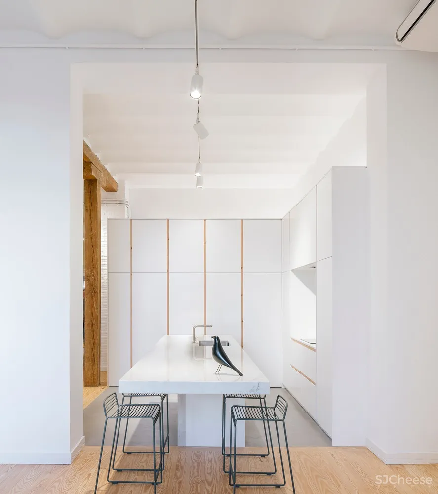 J House / Zooco Estudio