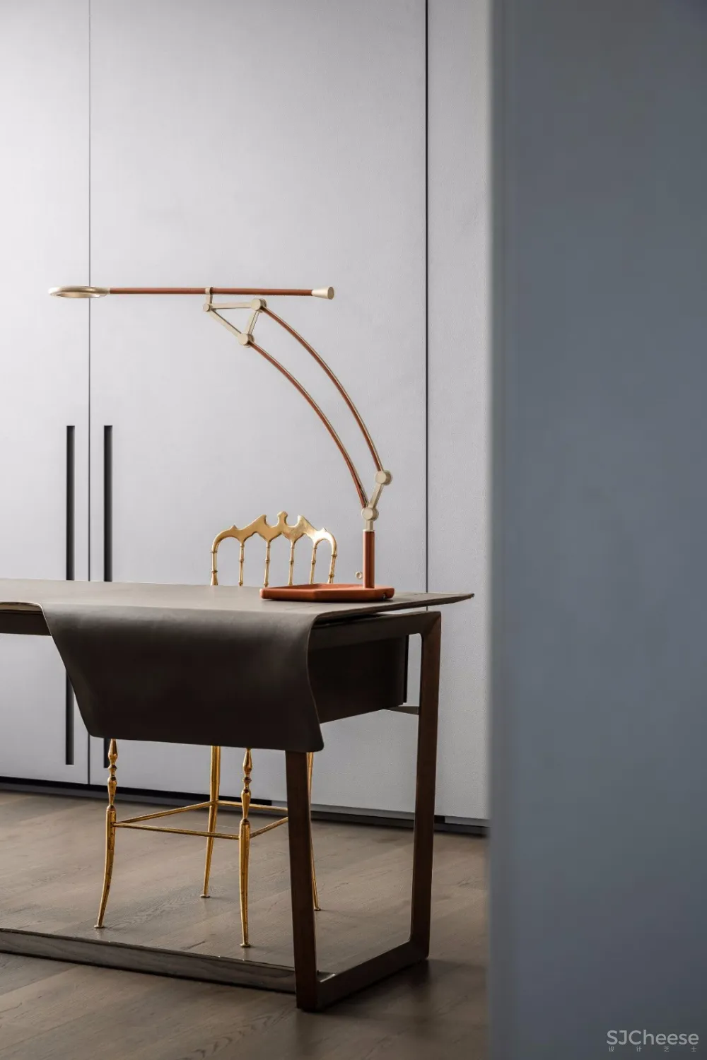 新作| 广州 500m² 大平层无敌江景奢宅，对望广州塔，超大空中泳池！