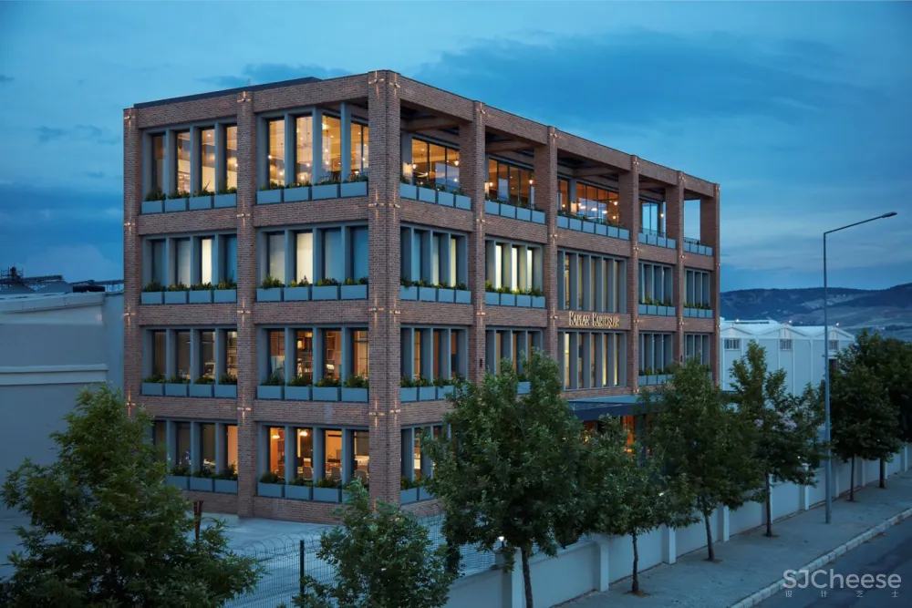 Empera公司总部大楼，土耳其 / Yerce Architecture + ZAAS