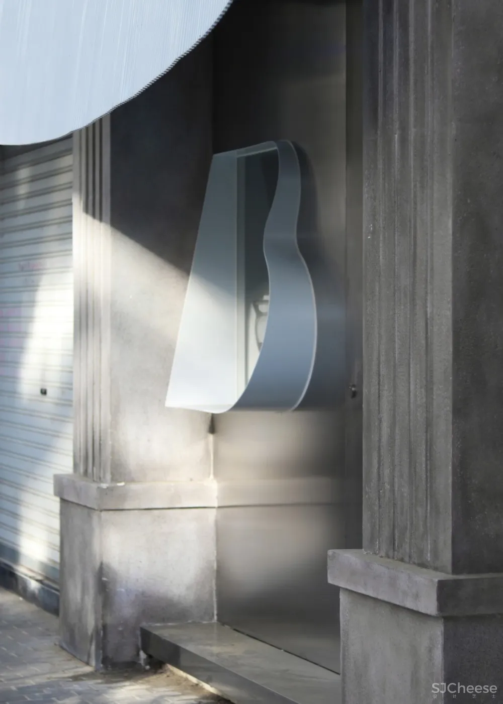 一间“羊肚子”里的咖啡馆