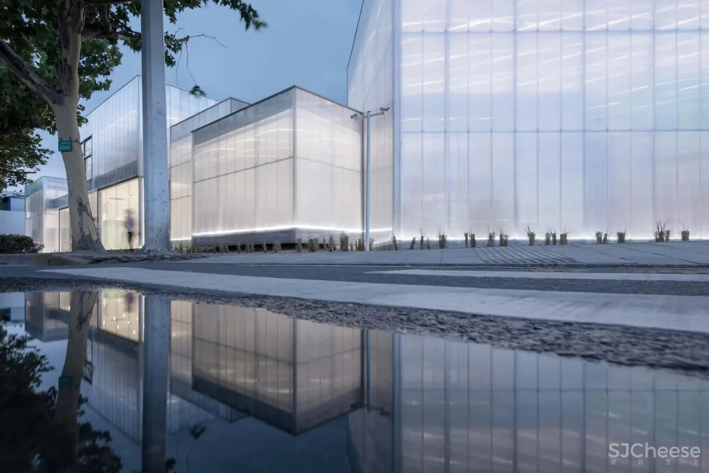 徐州星宿城市公寓售楼处 / odd