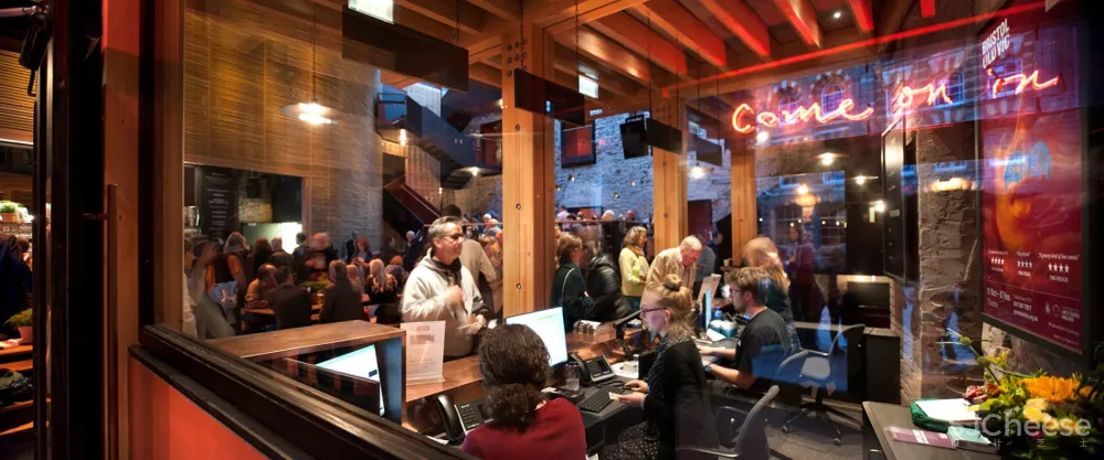 布里斯托尔老维克剧院，英国 / Haworth Tompkins