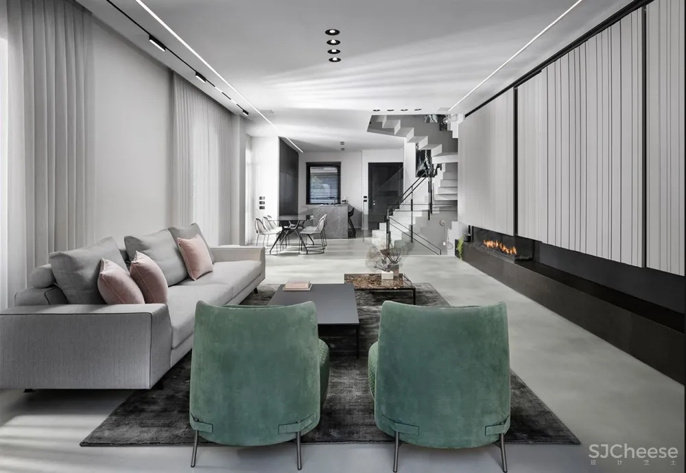 与0932相媲美的设计师丨只做简约纯粹的设计